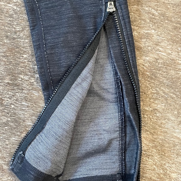 Lululemon Dressage Pant Heathered Black / Black - Picture 4 of 8